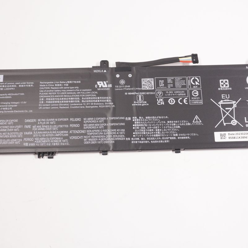 5B11K38963 Lenovo 71Wh 15.36V 4623mAh  Battery 82YN0002US