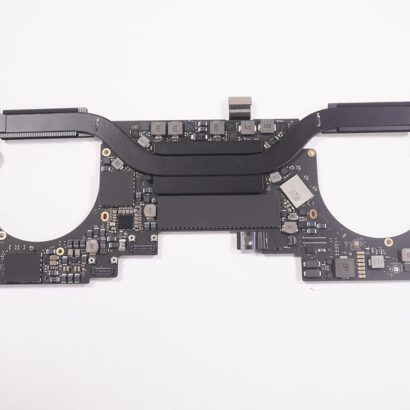661-09739 Apple 2.3 8GB 256GB Logic Board  A1989 No Touch ID MACBOOK PRO 13 2018