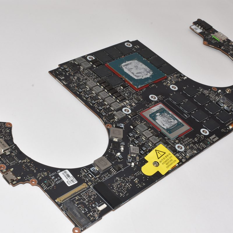 RC05-03600300-0000 Razer AMD Ryzen 9 5900HX RTX3080 Motherboard RZ09-0370CEA3-R3U1