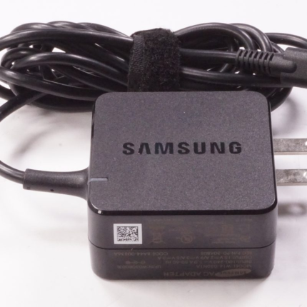 W16-030N1A Samsung 5V  9V 15 AC Adapter XE521QAB-K01US