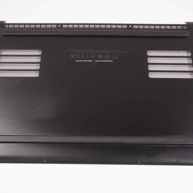 13451164-00 Razer Bottom Base Cover Black RZ09-0427NEA3-R3U1