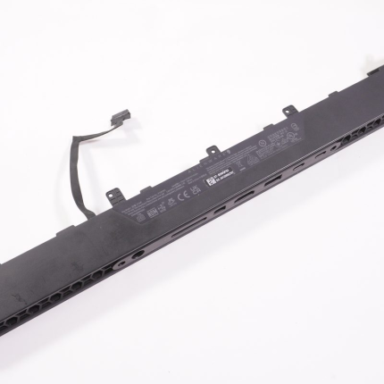 7RJMC Alienware ASSY,CVR,THRMSHELF,X9X11X2X4X6 AWM16-7602BLK-PUS m16 16