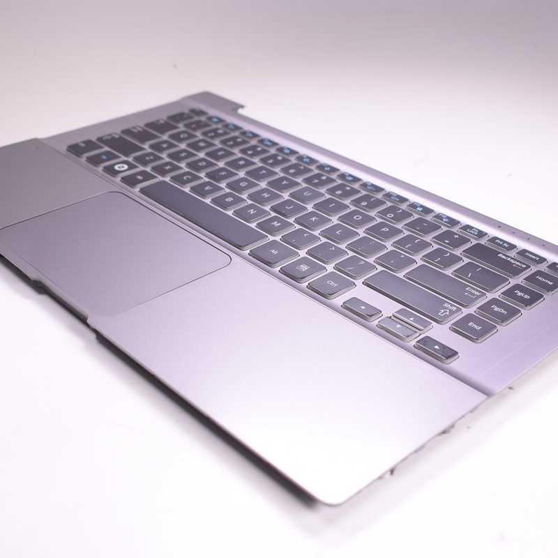 BA75-03511A Samsung Palmrest With Keyboard & Touch Pad NP700E4A