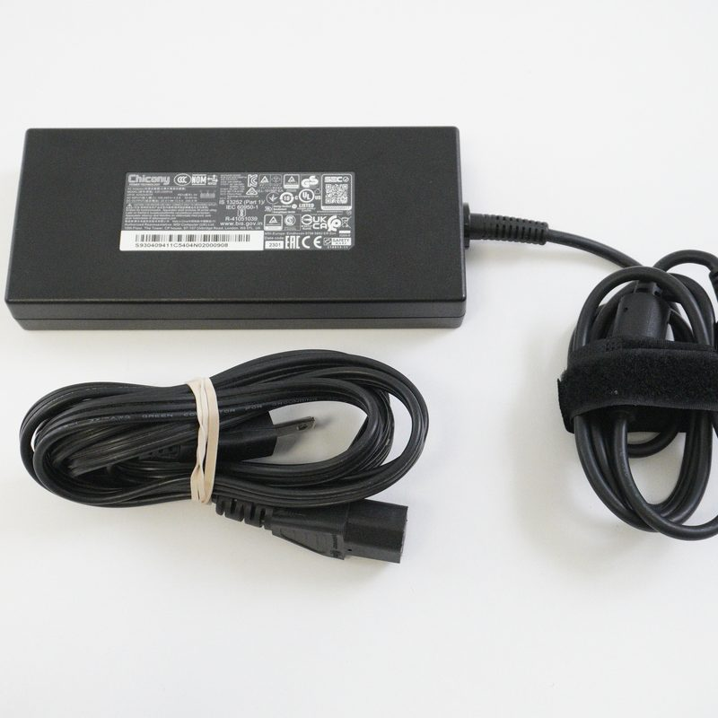 S93-0409411-C54 MSI 240WATTS 20.0 VOLTAGE 12.0AMPS AC ADAPTER STEALTHA16A3X002