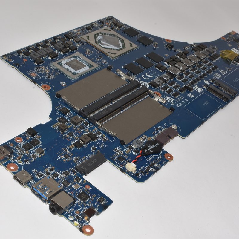 607-15CK1-06S MSI AMD Ryzen 7 5800H RX 6700M 10GB Motherboard MS-15CK1
