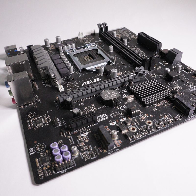 90PD02S0-P00320 Asus Intel LGA-1151 DDR4 Motherboard FX10CS