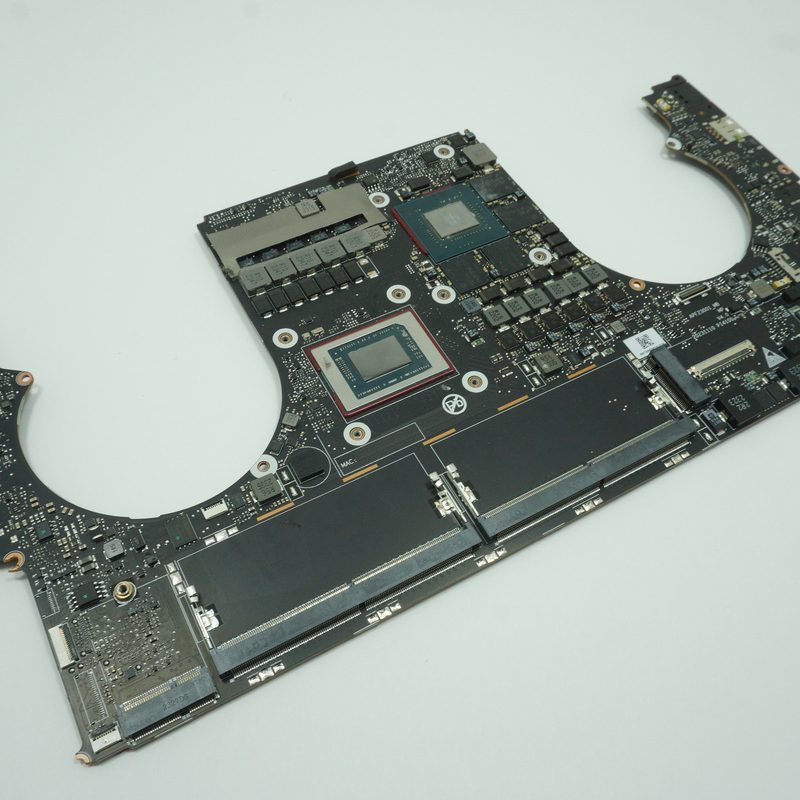 RC05-04043800-0000 MSI AMD Ryzen 9 8945HS RTX 4070 Motherboard RAZER BLADE 15
