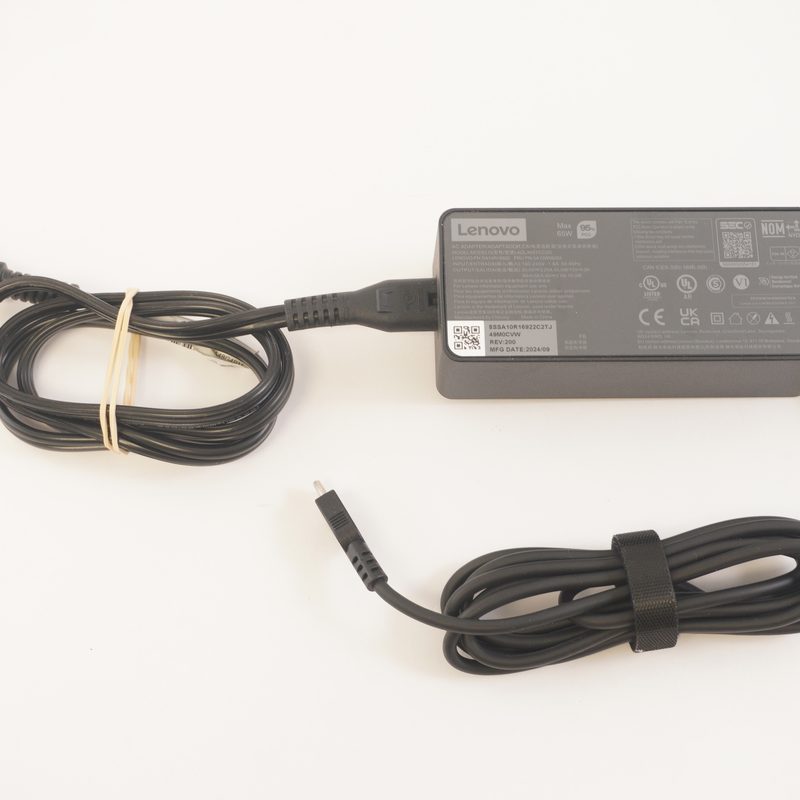 5A11J62095 Lenovo 65Watts 15Voltage 3.25Amps Ac adapter type c 21JR001SUS