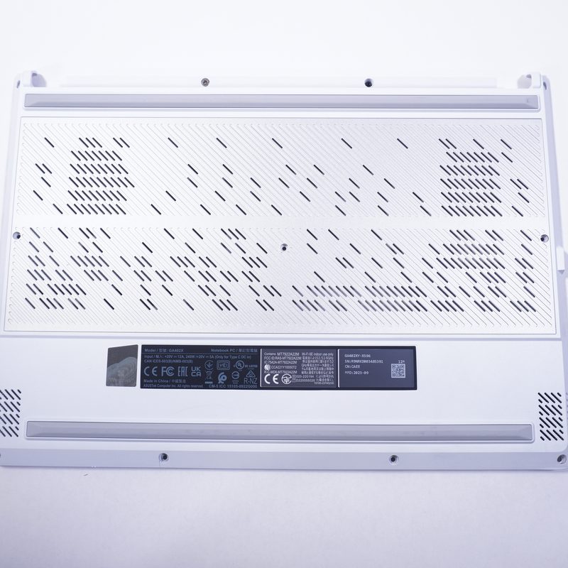90NR0BJ3-R7D010 Asus Bottom Base Cover Moonlight White GA402XI-G14.R94070