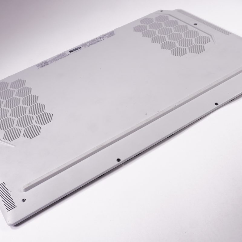 94D11 Alienware Bottom Base Cover White Lunar Light AWX17R1-7996WHT-PUS