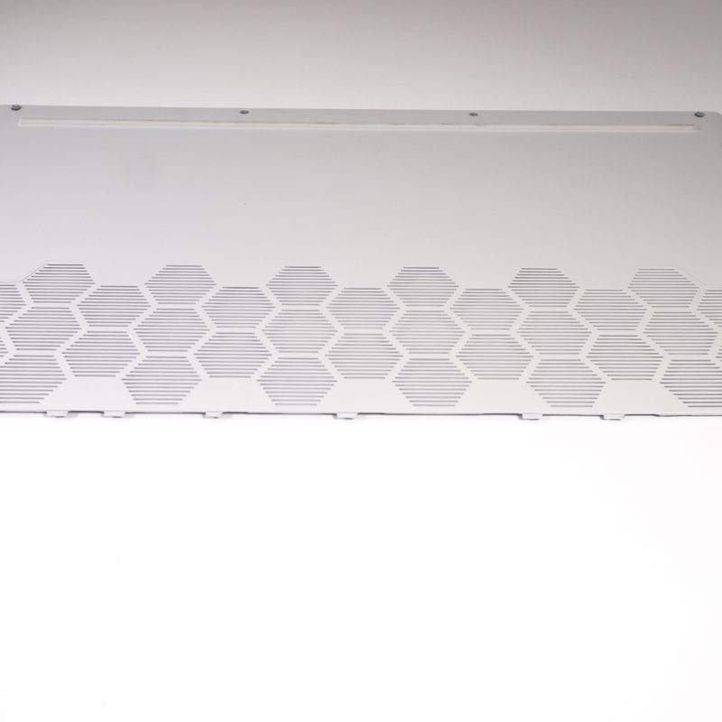 FHHWR Alienware Door Cover M17 R2  AWYA17-7640WHT-PUS
