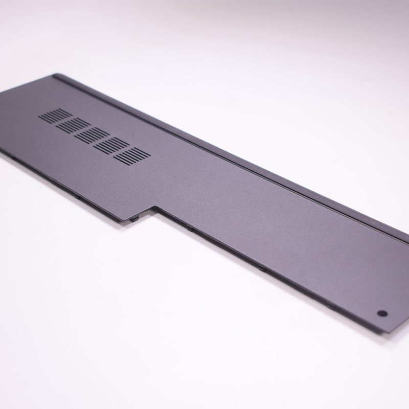 07KGF Dell Bottom Access Panel Cover Door 17 5758 17-5755