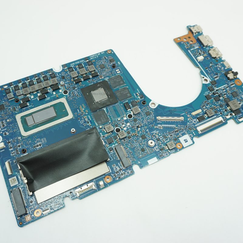 90NB15Q0-R00010 Asus Intel Core 7 240H GeForce RTX 4050 6GB Motherboard X1605V