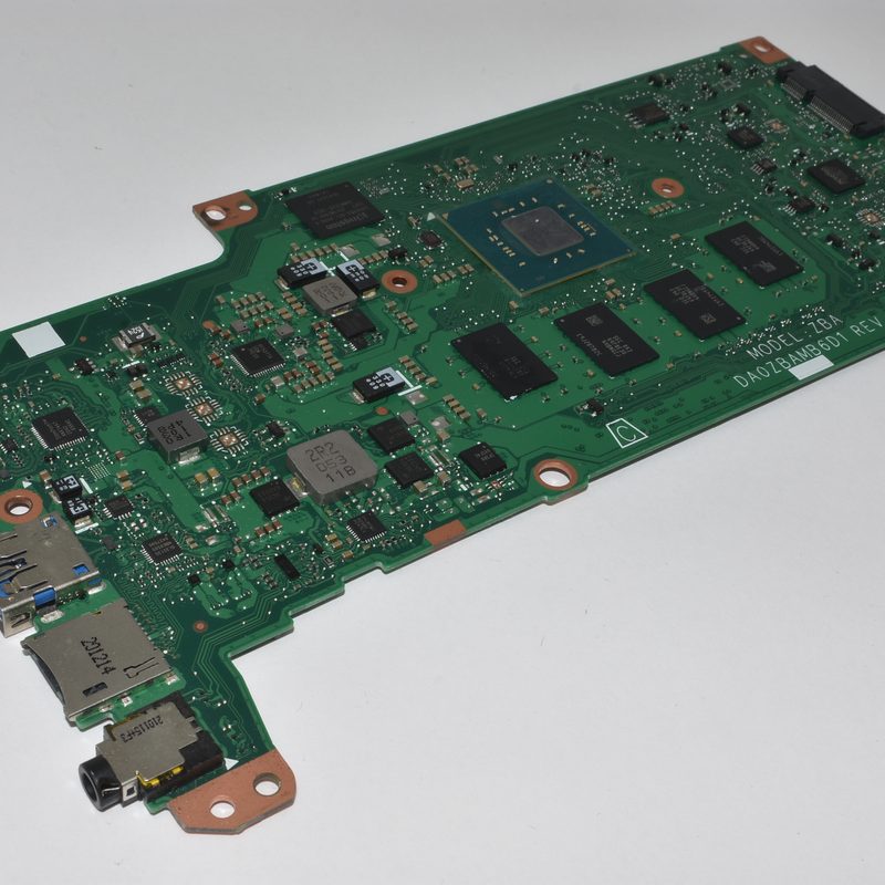 NB.HKG11.005 Asus Intel Celeron N4020 4GB 32GB Motherboard CB311-9HT