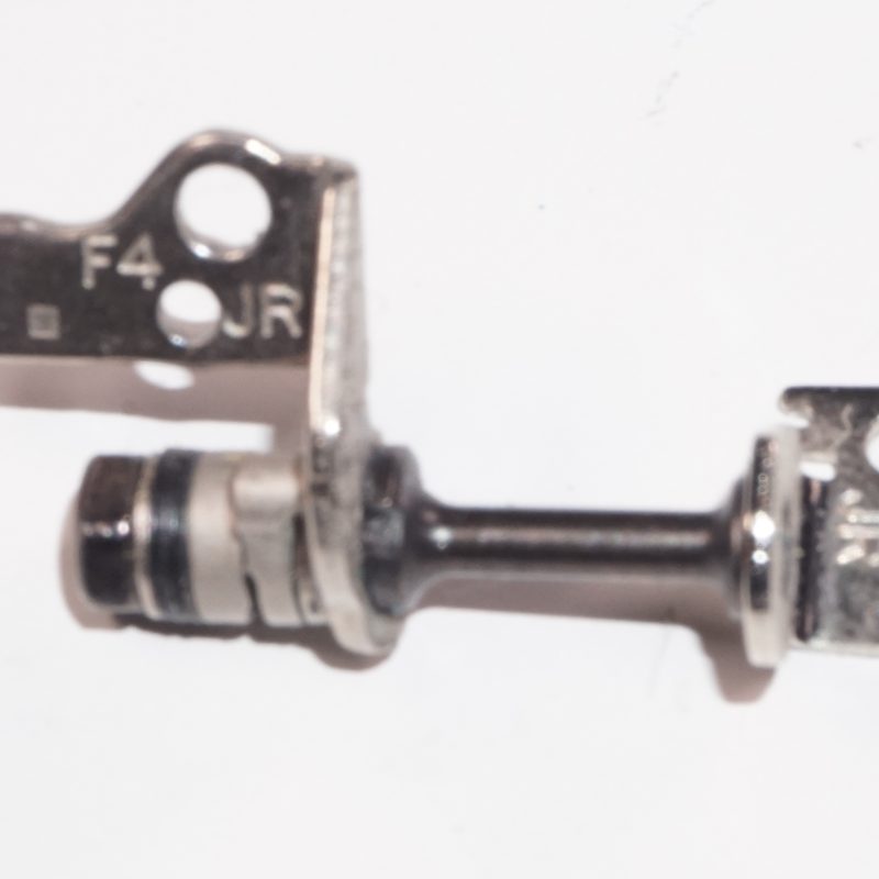 P000534640 Toshiba Lcd Hinges PORTEGE R700 portege r705 portege r830 r835-p92
