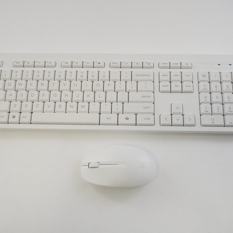 P17773-001 Hp US Keyboard White 27-CR2074