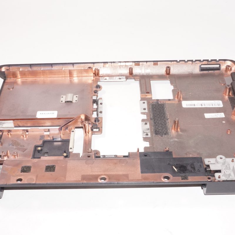 ZYE3CTE2BA0II701 Toshiba Bottom Base Cover L645D-01Y