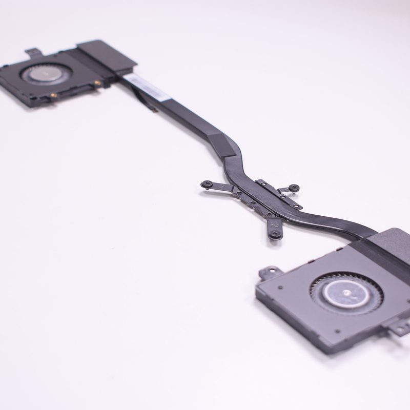 AT122001VV0 Lenovo Thermal Module Fan & Heatsink 80VGS00800